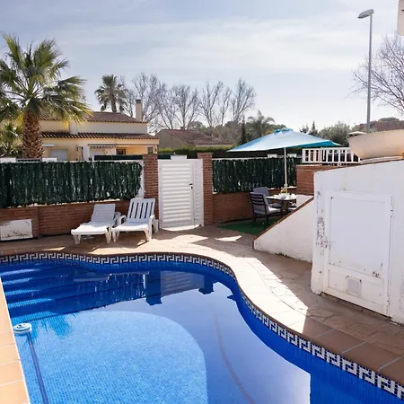Prázdninový dům Camins - Casa En Con Piscina Privada